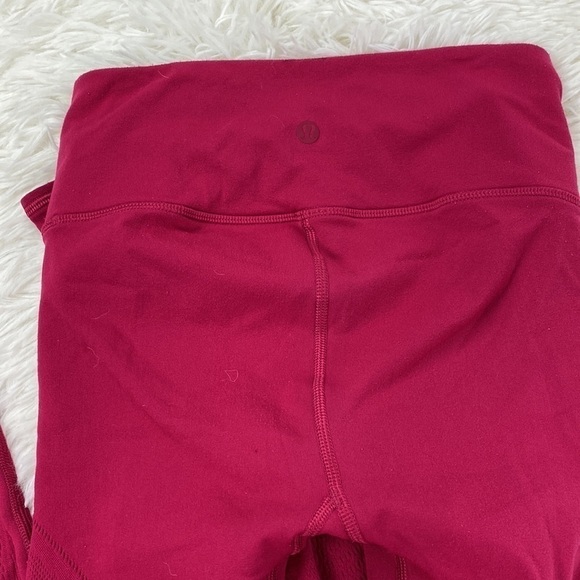 Lululemon Reveal Tight Interconnect *25.5" Ruby Red - Picture 6 of 8